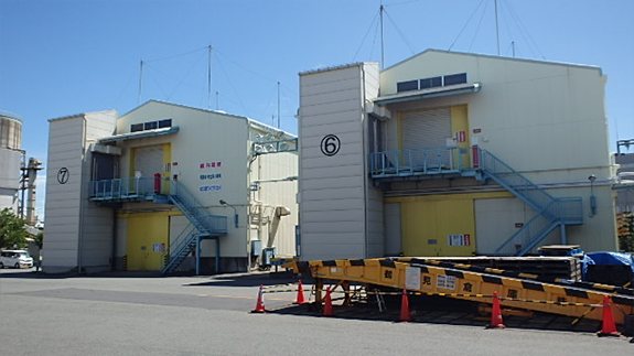 屋内危険物貯蔵所2階建て